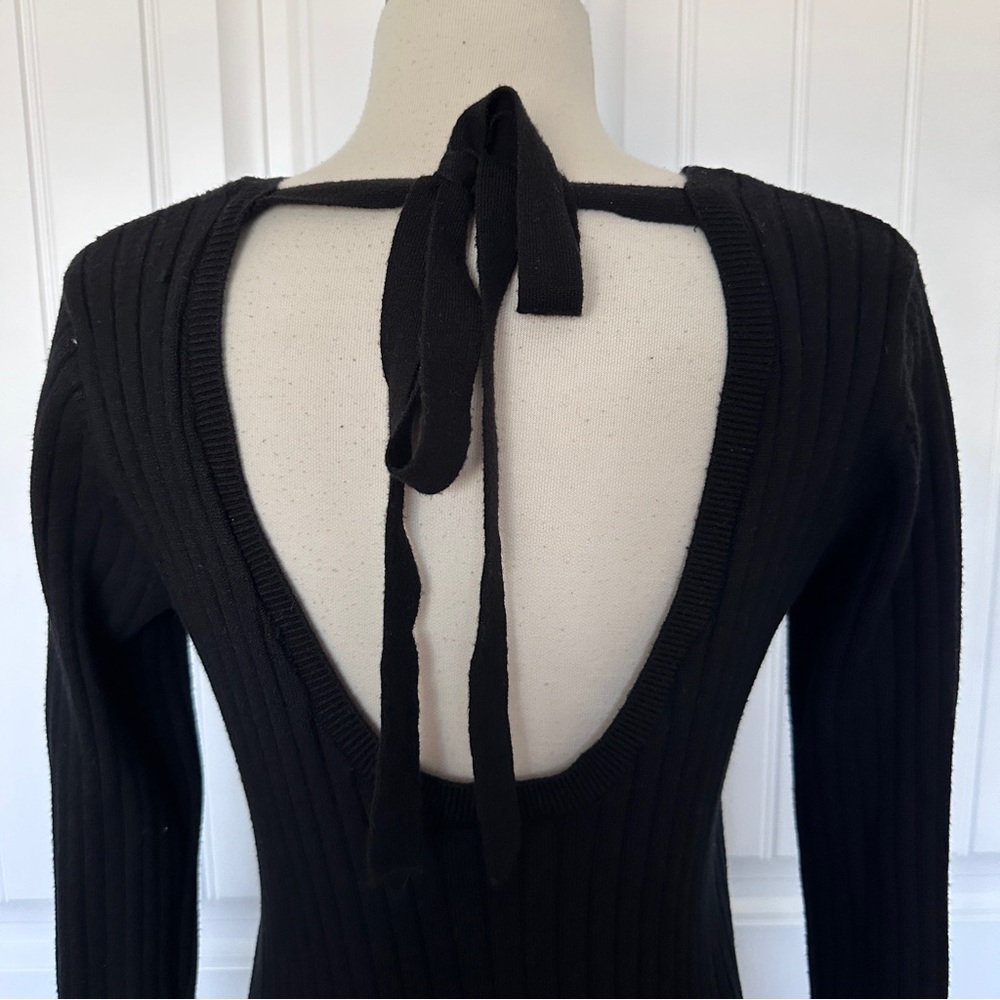 WAYF BFF Dede x Emily Hollie Long Sleeve Sweater Dress Black - Picture 4 of 8